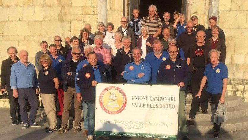 I campanari inglesi a Barga e Cascio