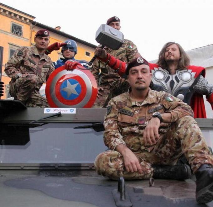 L’Esercito con i suoi mezzi in piazza Grande