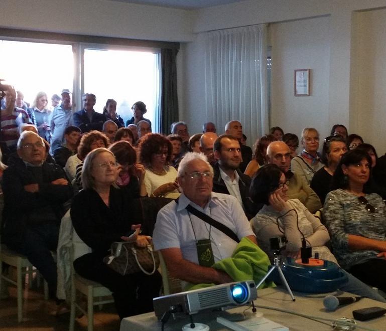 Centinaia di firme contro Abbanoa