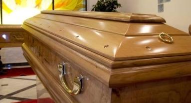 Laerru, 15 euro all’anno e il funerale è assicurato
