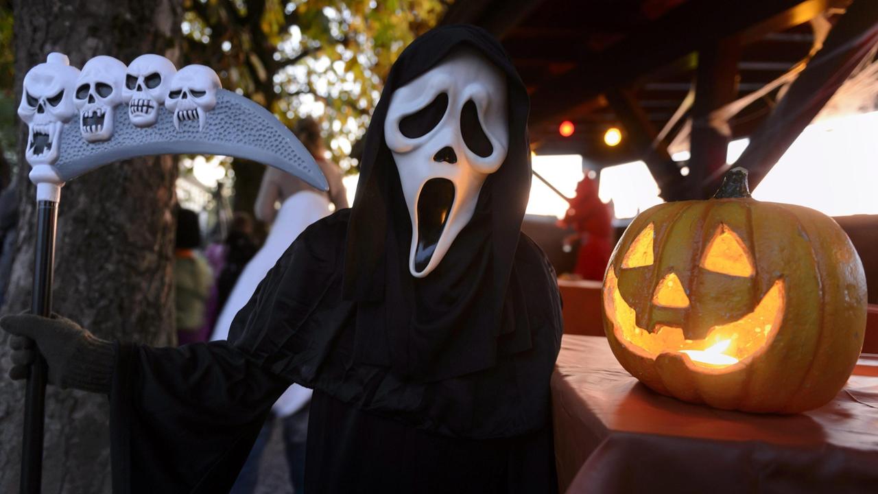 Una maschera di Halloween (foto d'archivio)