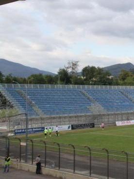 Curva chiusa, summit in Comune 