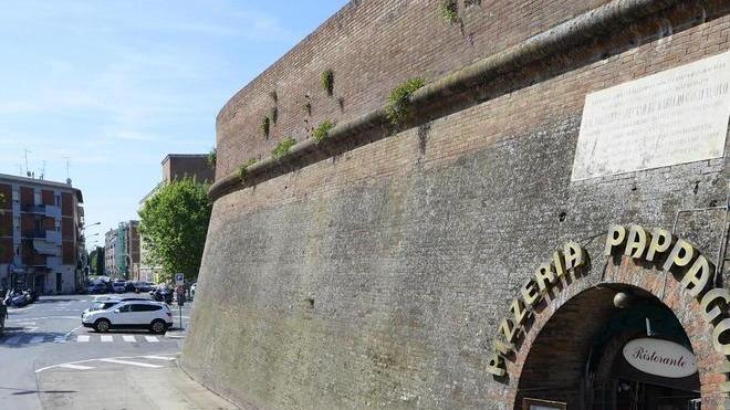 Porta Vecchia, quando per la viabilità fu abbattuto un pezzo del bastione