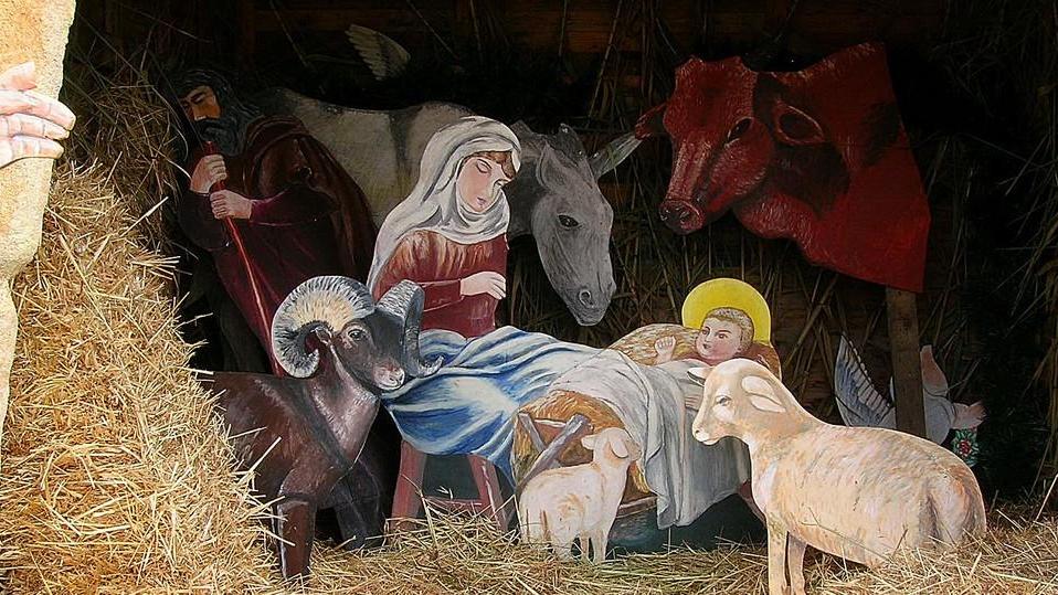 Ossi si prepara per festeggiare il Natale