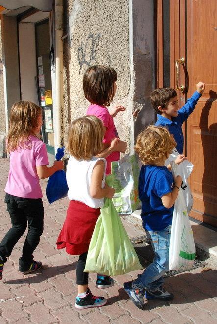 Posada, oggi grande festa per i bambini Tutti a caccia di dolci per “Su pedicogone”