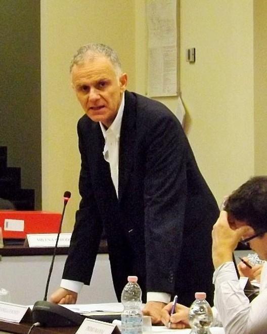 Gianelli di “Unione a Sinistra” critica e poi si astiene