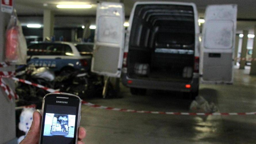Un furgone sequestrato dalla polizia