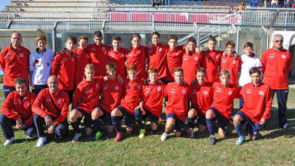 Cecina, Iengo lancia in alto i giovanissimi