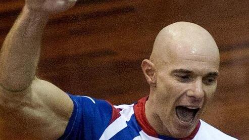Massa ci prova, Spoleto vince