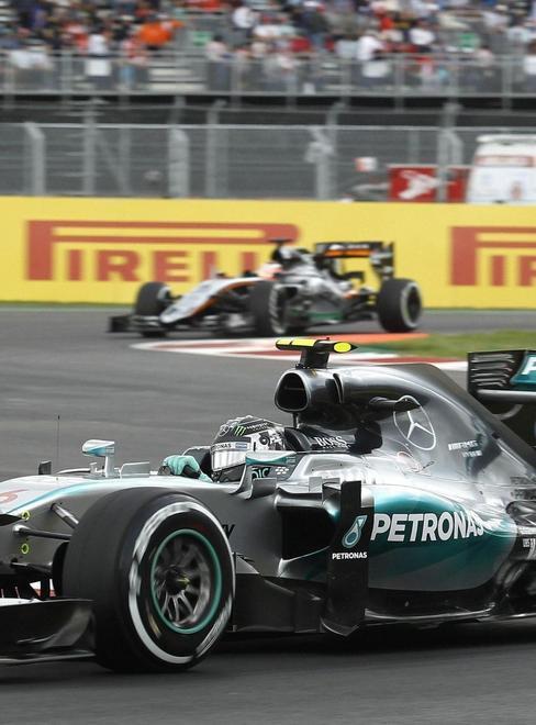 Ferrari: Messico e nuvoloni Doppio ritiro, Rosberg vola 