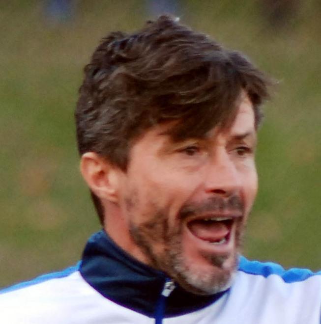 Mister Simeoni: «La società cerca rinforzi»
