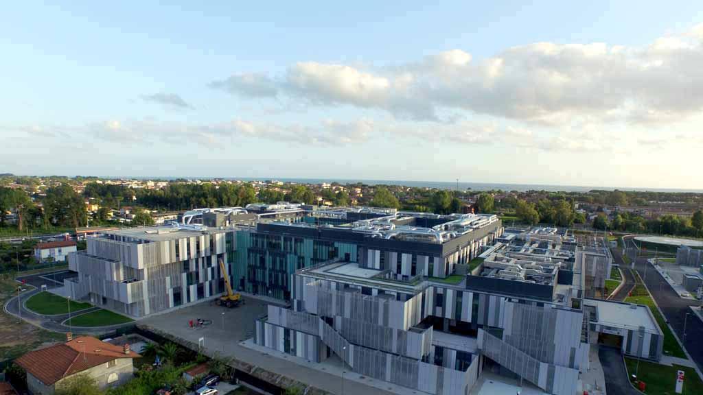 Nuovo ospedale Apuane, apertura con sciopero