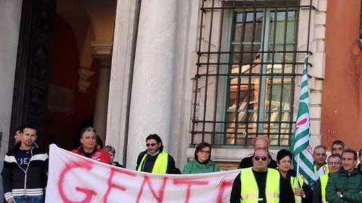 I dipendenti della Costa: fateci lavorare