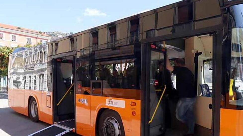 Pensieri di Natale sui bus del Cct Nord