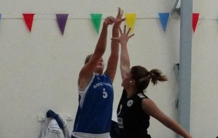Nulvi e Sant’Orsola Sassari in vetta nella serie B femminile di basket
