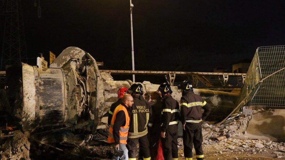 La trivella caduta a Firenze (foto Ramerini Cge) da Repubblica