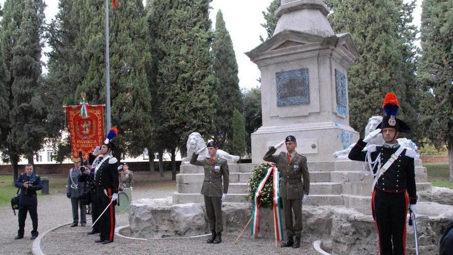 Cerimonie in onore delle Forze armate