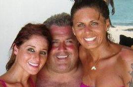 Sembravano petardi, poi le urla E l’assassino è ancora nascosto
