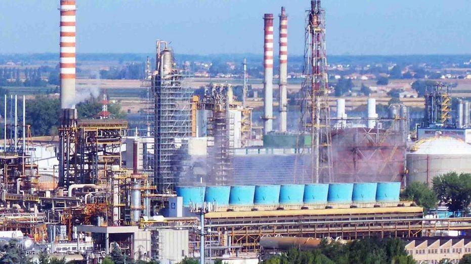 Confronto in Regione sul futuro della chimica