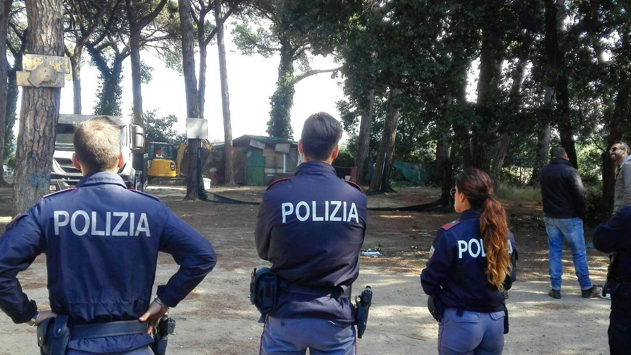 Polizia alla Bigattiera