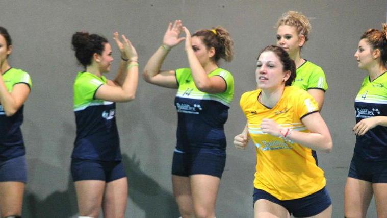 Le atlete del Blu Volley Quarrata di serie B2 (Foto Gori)