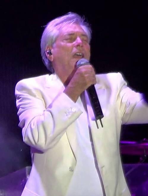Al via con il concerto di Nino D’Angelo E poi tanti comici