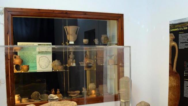 Importanti reperti etruschi esposti a Villa Baciocchi