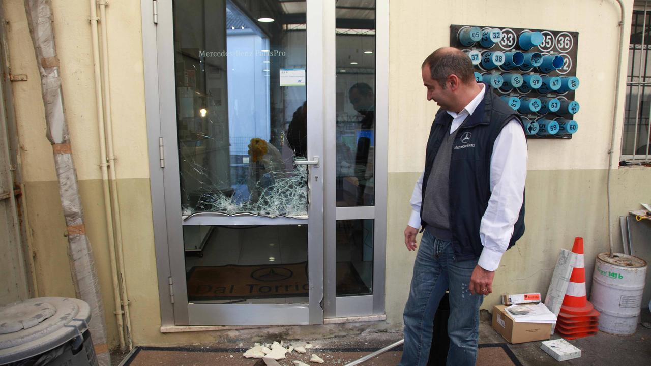 Il colpo all'officina Dal Torrione a Piano di Mommio