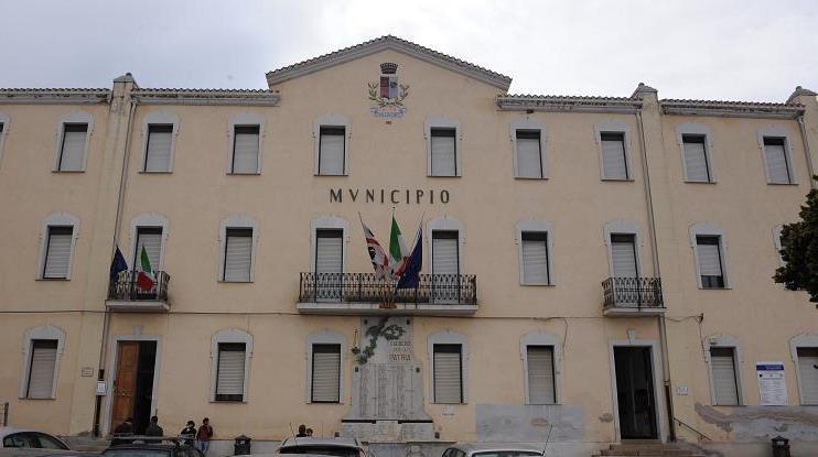 Villacidro, appalto "Book Crossing": sequestrati i documenti in Comune