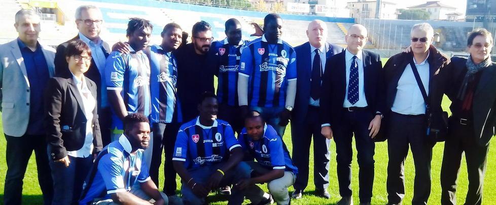 Undici migranti nuovi steward all’Arena 
