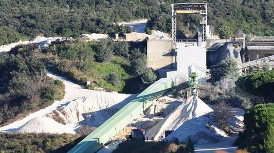 Il M5S sugli inerti Solvay «Chiarezza sulla discarica»