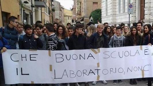 Scuola, la Provincia paga il conto
