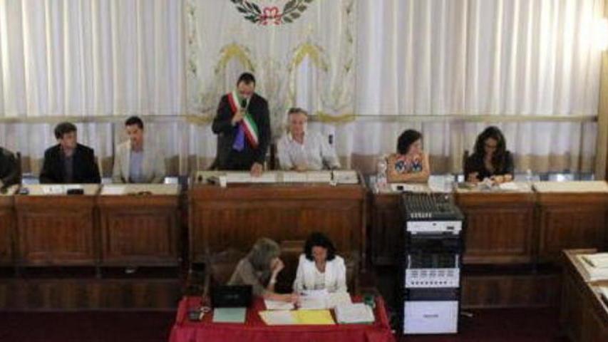 I consiglieri Pd sono pochi Salta il consiglio comunale