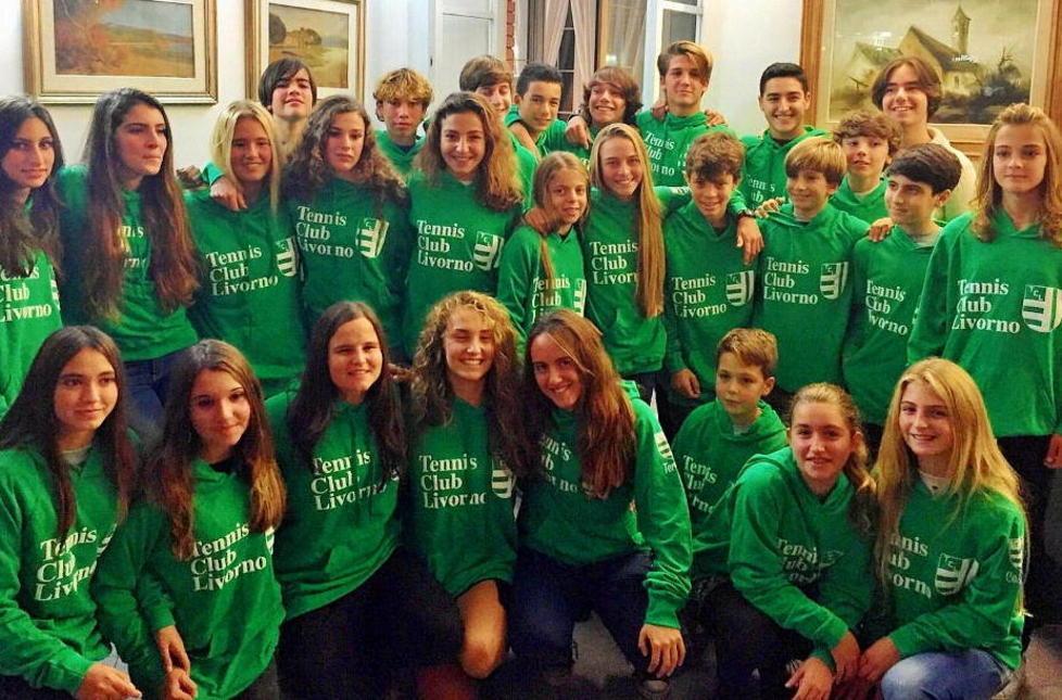 I baby tennisti fanno grande villa Lloyd 