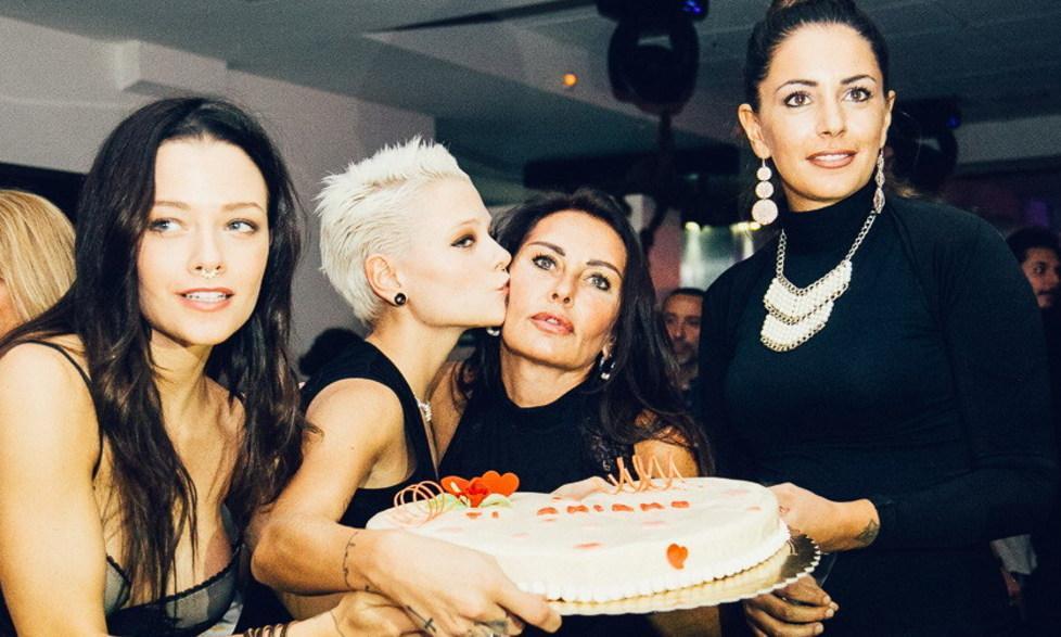 Le Donatella festeggiano mamma