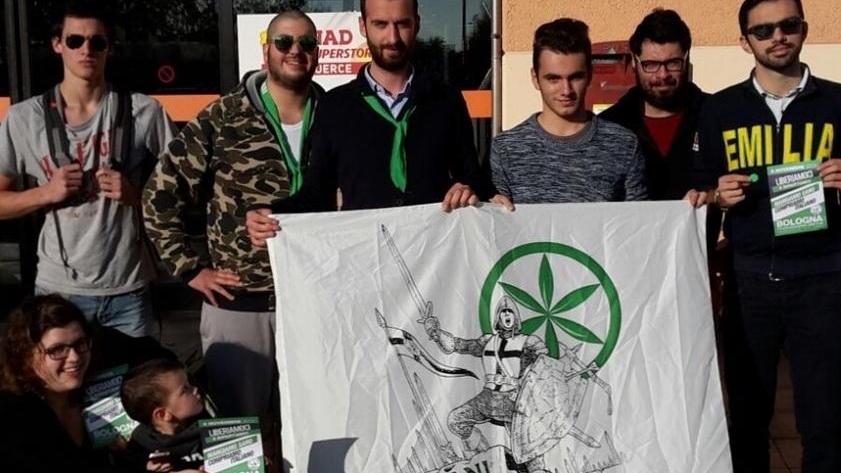 Dai giovani padani i gettoni per i carrelli