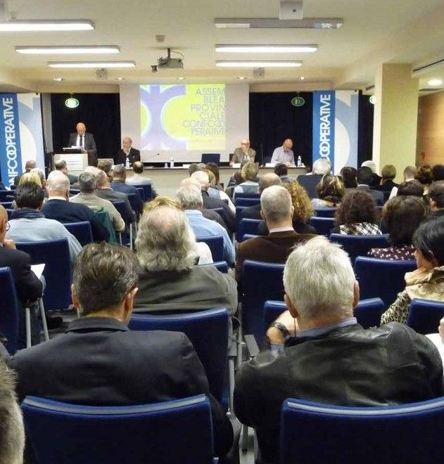 «In un unico stabile a Reggio Emilia, 42 sedi legali di cooperative» 