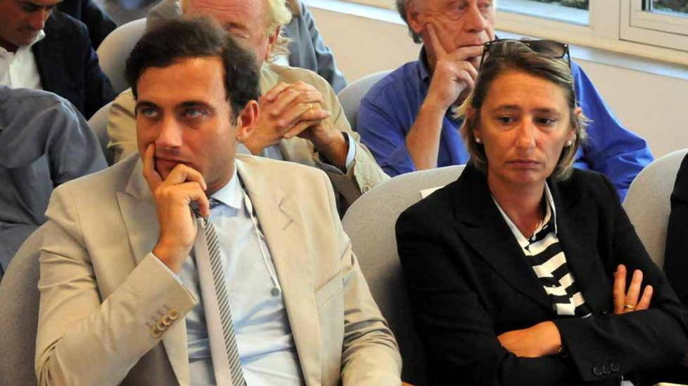 Caos Pd Carrara, Bugliani insiste «Via subito il segretario Delia»