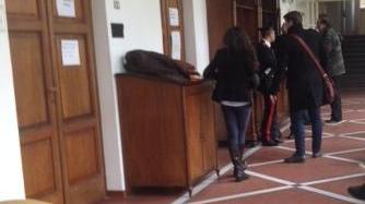 Estorsione all’ex moglie e socia: condannato a Lucca