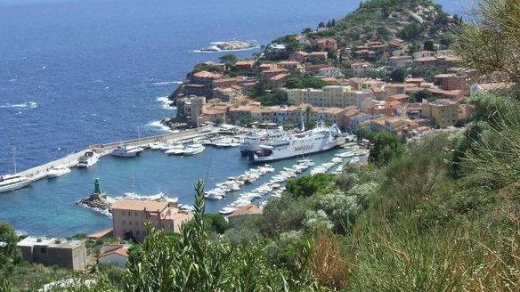 Ormeggi, pesca, servizi Porto Ercole ha il piano