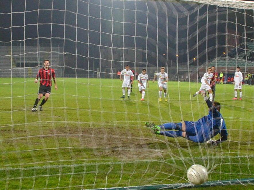 Lopez furioso: «Non si danno certi penalty al 94’» 