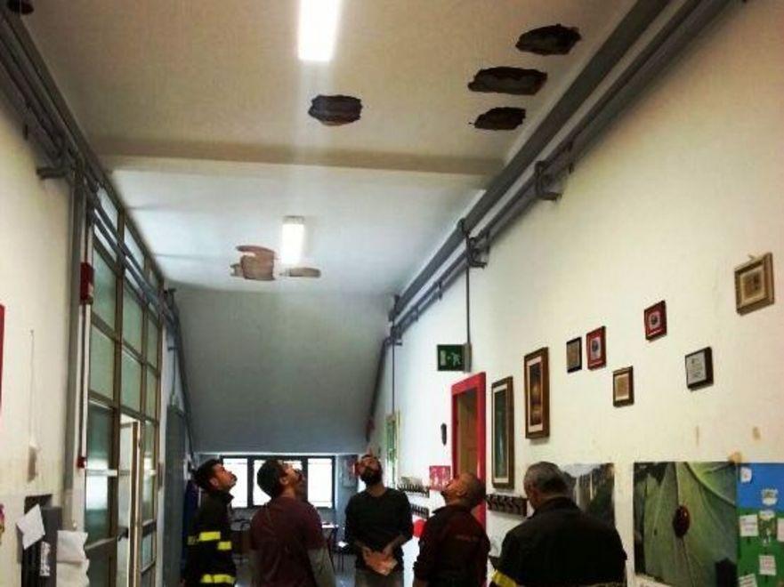 Scuola chiusa, i ragazzi restano in paese 
