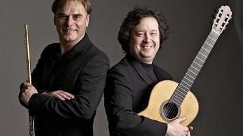 Domenica di virtuosi al Comunale, c’è il duo Griminelli e Segre