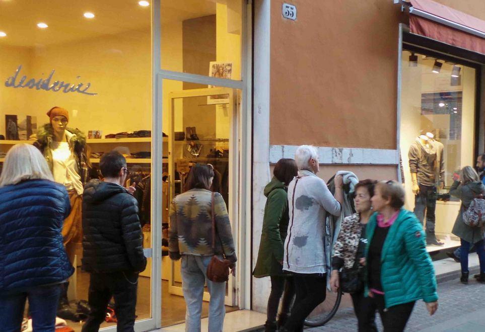 Ferrara, il dibattito sull'orario continuato. I commercianti: centro storico da rivitalizzare 