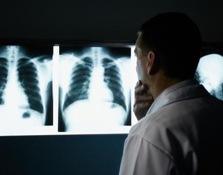 Medico a processo a Modena per violenza sessuale 
