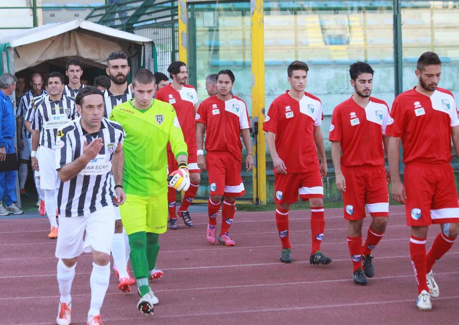 Il Viareggio spreca e ringrazia i legni pari con lo Scandicci 