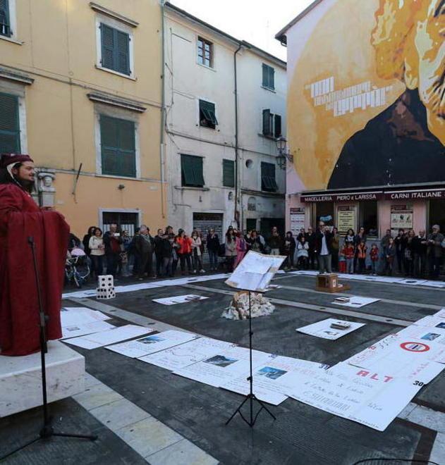 Monopoli del marmo e concerti in piazza, il centro si riempie 