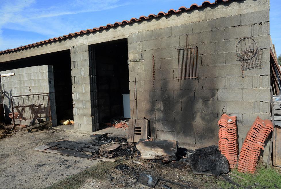Nurachi, incendio distrugge un casolare