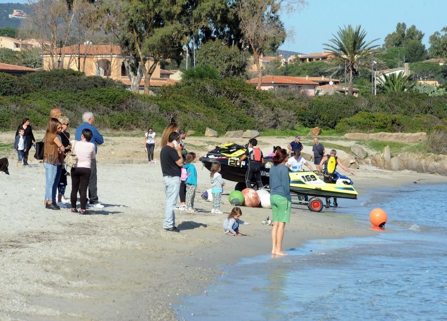 Domenica in spiaggia, come d’estate
