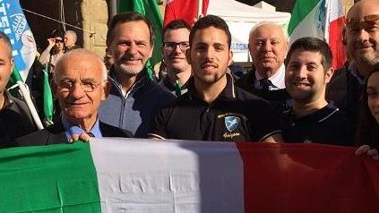 Rappresentanti ferraresi per applaudire Salvini